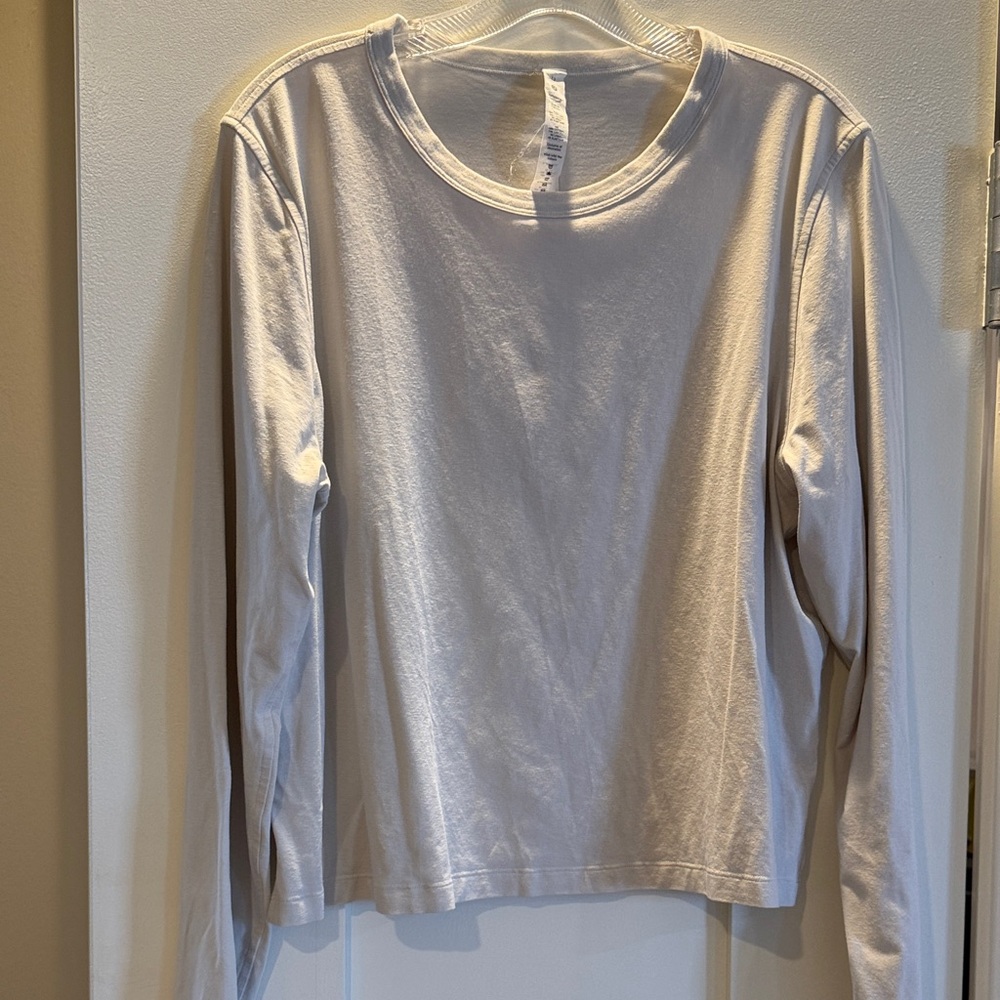 Lululemon light cream Long Sleeve Shirt
